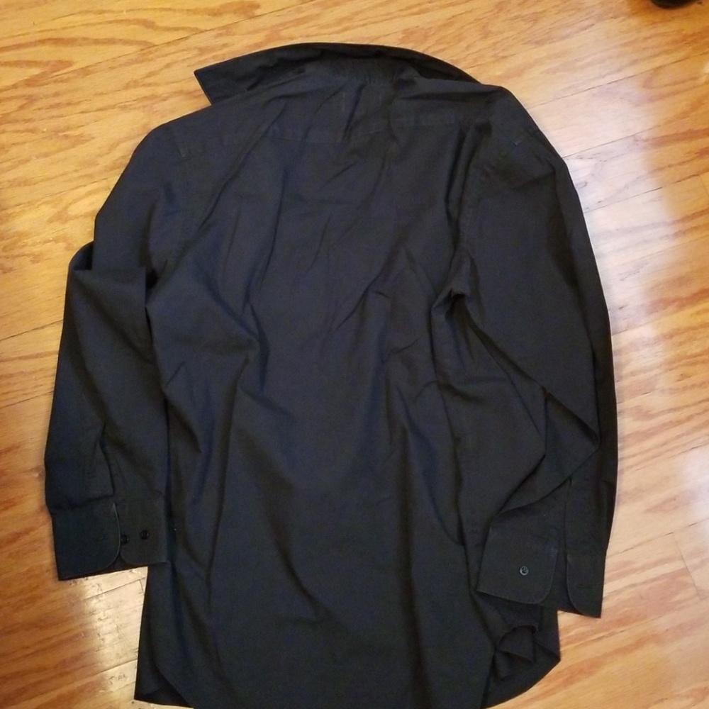 Shirt - Picture 2 of 3